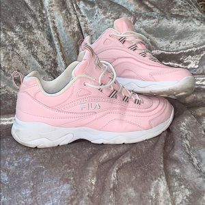 baby pink FILA sneakers 💕